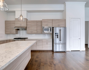 4947 Rusk Street - Photo Thumbnail 4