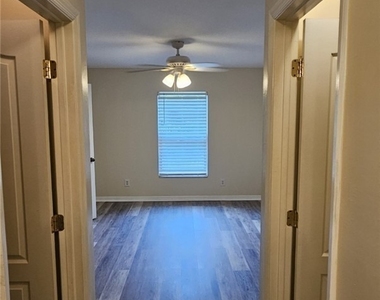 3601 57th Street W - Photo Thumbnail 7