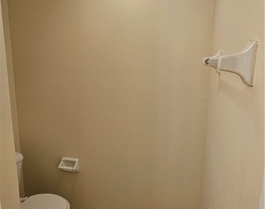 3601 57th Street W - Photo Thumbnail 10