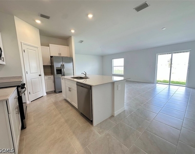 17669 Paradiso Way - Photo Thumbnail 4