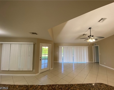 1104 Nw 11th Place - Photo Thumbnail 22
