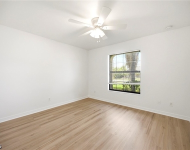1502 Se 33rd Street - Photo Thumbnail 8