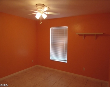 271 Sw 4th Street - Photo Thumbnail 3