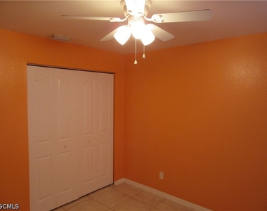 271 Sw 4th Street - Photo Thumbnail 4