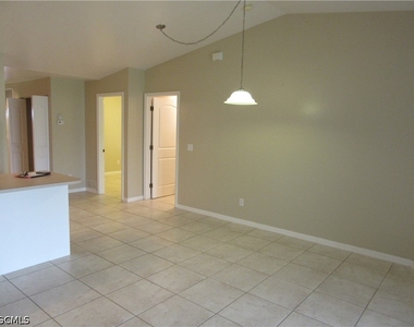 271 Sw 4th Street - Photo Thumbnail 11