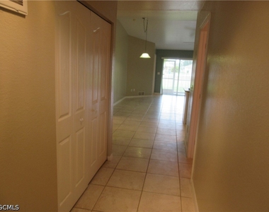 271 Sw 4th Street - Photo Thumbnail 1