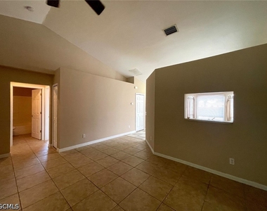 908 Cape Coral Parkway W - Photo Thumbnail 3