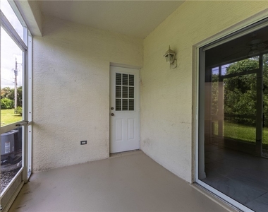 5612 Rose Garden Road - Photo Thumbnail 14