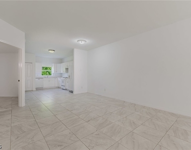 5612 Rose Garden Road - Photo Thumbnail 8