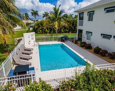 5612 Rose Garden Road - Photo Thumbnail 11