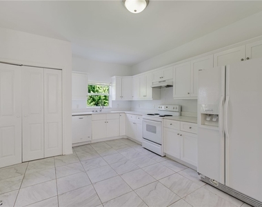 5612 Rose Garden Road - Photo Thumbnail 9