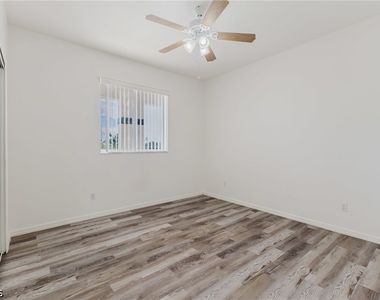 5612 Rose Garden Road - Photo Thumbnail 21