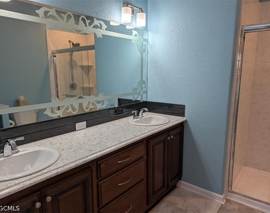 32 Greenwood Drive - Photo Thumbnail 7