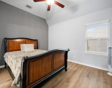 20606 Newstone Drive - Photo Thumbnail 22