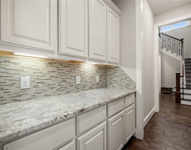 20606 Newstone Drive - Photo Thumbnail 15