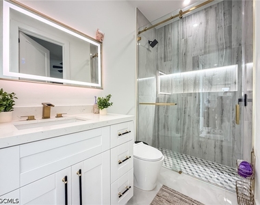 4704 Karen Avenue S - Photo Thumbnail 23