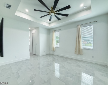 4704 Karen Avenue S - Photo Thumbnail 19