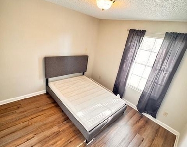 2750 Holly Hall Street - Photo Thumbnail 15