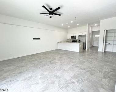 4622 Sw 7th Place - Photo Thumbnail 9