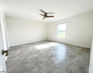 4622 Sw 7th Place - Photo Thumbnail 14