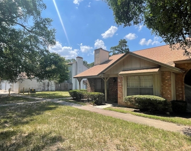 12335 W Village Drive - Photo Thumbnail 3
