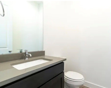 2208 Mcgowen Street - Photo Thumbnail 11
