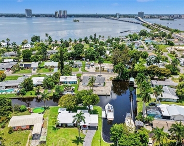 20 Estate Drive - Photo Thumbnail 16