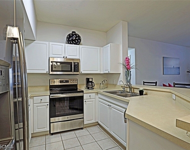 15645 Ocean Walk Circle - Photo Thumbnail 8