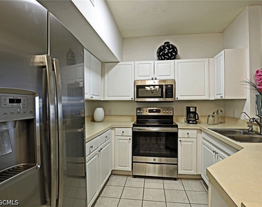 15645 Ocean Walk Circle - Photo Thumbnail 7