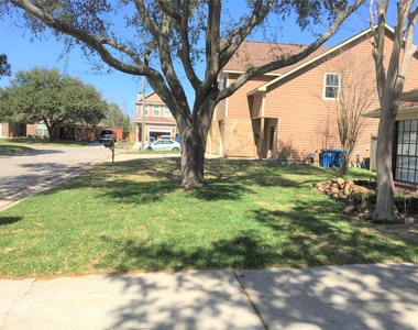 12944 Orion Court E - Photo Thumbnail 37