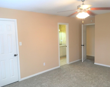 12944 Orion Court E - Photo Thumbnail 21