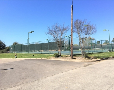 12944 Orion Court E - Photo Thumbnail 38