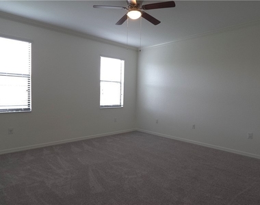 14707 Summer Rose Way - Photo Thumbnail 8