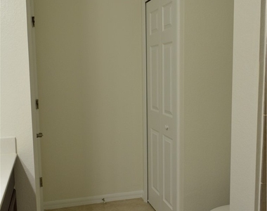14707 Summer Rose Way - Photo Thumbnail 14