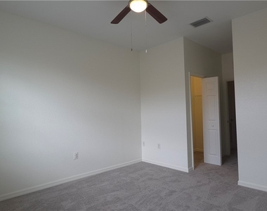 14707 Summer Rose Way - Photo Thumbnail 12