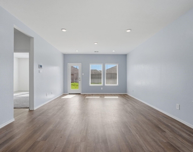 23818 Desert Brush Court - Photo Thumbnail 4