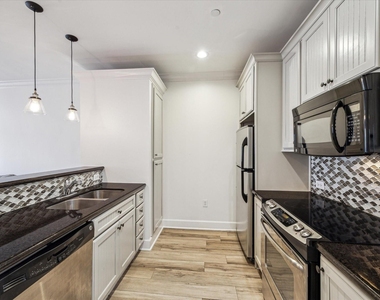 2203 Dorrington Street - Photo Thumbnail 4