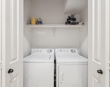 2203 Dorrington Street - Photo Thumbnail 13