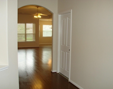 4714 Autumn Orchard Lane - Photo Thumbnail 5