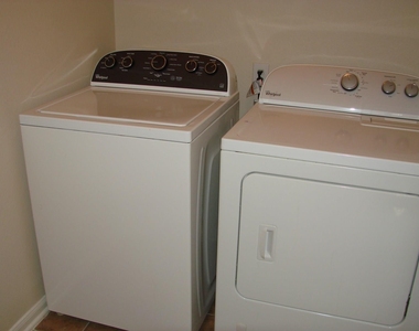 4714 Autumn Orchard Lane - Photo Thumbnail 16