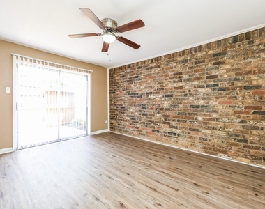 8941 Gaylord Street - Photo Thumbnail 11