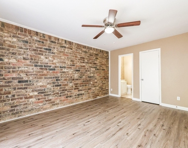 8941 Gaylord Street - Photo Thumbnail 13