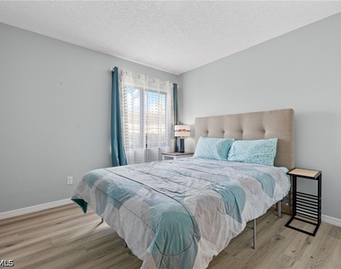 3625 Boca Ciega Drive - Photo Thumbnail 7