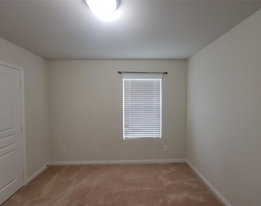 20135 Linden Spruce Lane - Photo Thumbnail 22