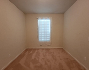 20135 Linden Spruce Lane - Photo Thumbnail 7