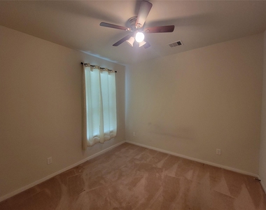 20135 Linden Spruce Lane - Photo Thumbnail 10