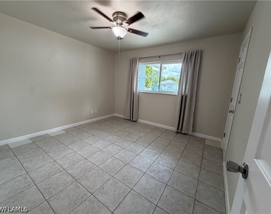 2601 47th Terrace Sw - Photo Thumbnail 6