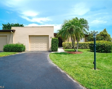 4105 Lakewood Boulevard - Photo Thumbnail 3