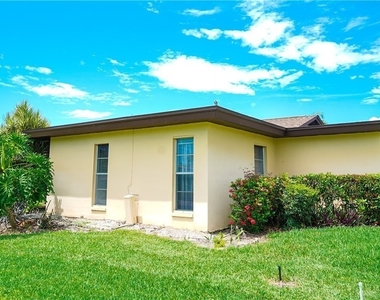 4105 Lakewood Boulevard - Photo Thumbnail 8