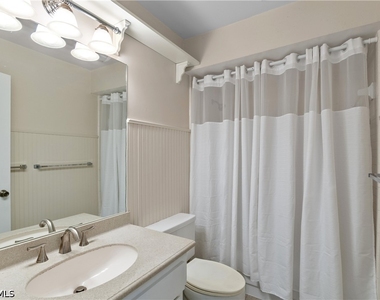 4105 Lakewood Boulevard - Photo Thumbnail 21